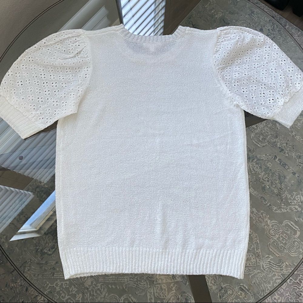 By The River White Top, Like New, Size L View 2